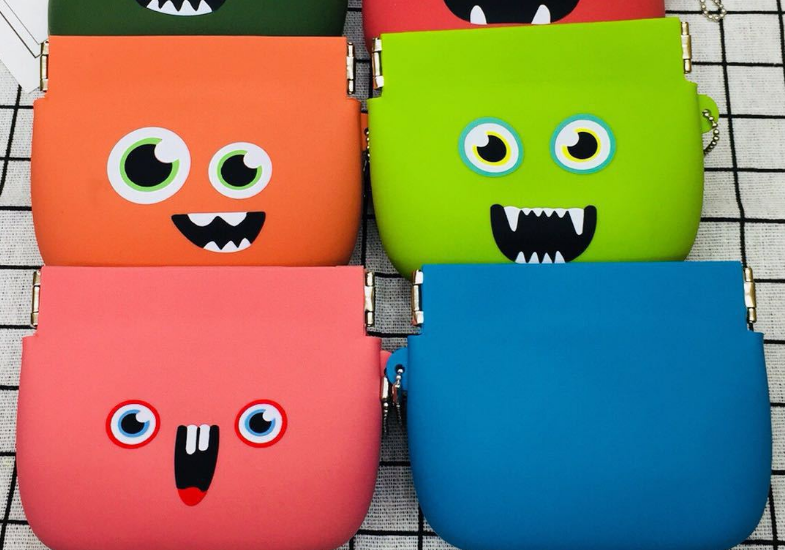 定制硅膠禮品,訂購硅膠禮品時要注意,購買硅膠禮品時要注意什么 定制硅膠禮品,訂購硅膠禮品時要注意,購買硅膠禮品時要注意什么