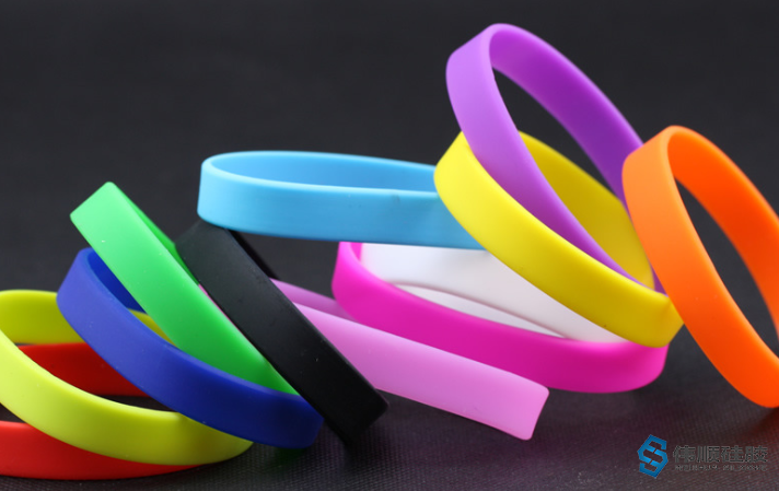 彩色硅膠和透明硅膠的作用 彩色硅膠和透明硅膠的作用