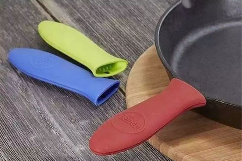 東莞硅膠制品廠出口硅膠制品的時候要注意嚴控總遷移量的問題 東莞硅膠制品廠出口硅膠制品的時候要注意嚴控總遷移量的問題