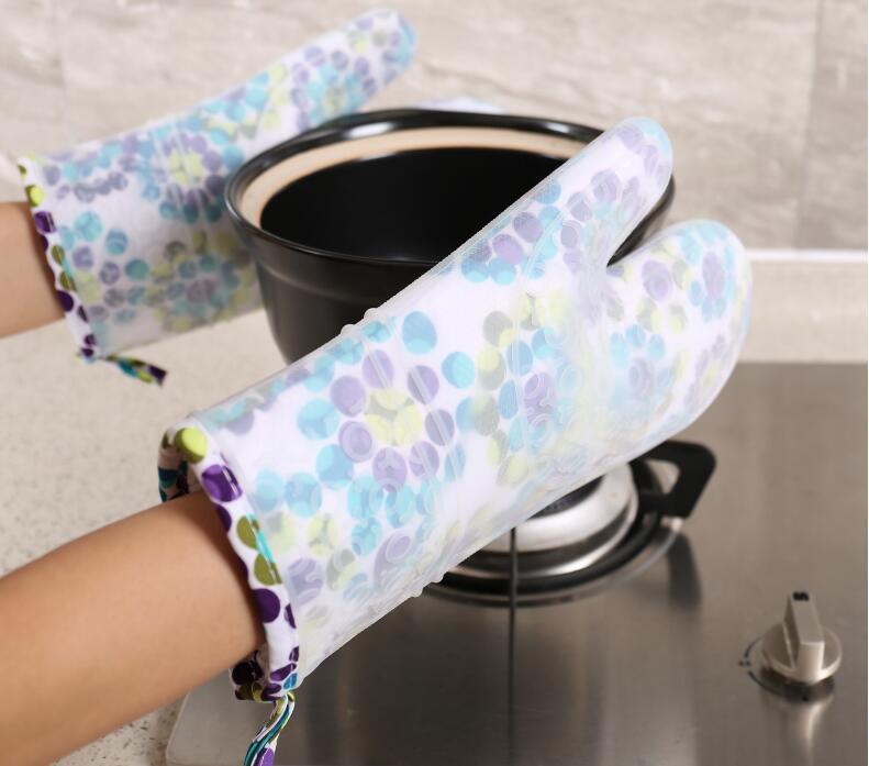 東莞硅膠隔熱手套定制廠家 東莞硅膠隔熱手套定制廠家