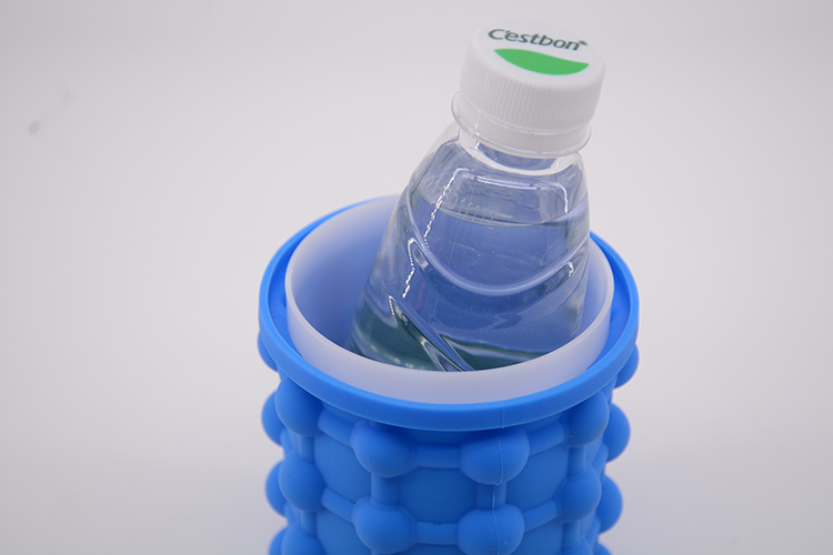 硅膠冰桶,硅膠制冰器,硅膠冰杯 硅膠冰桶,硅膠制冰器,硅膠冰杯