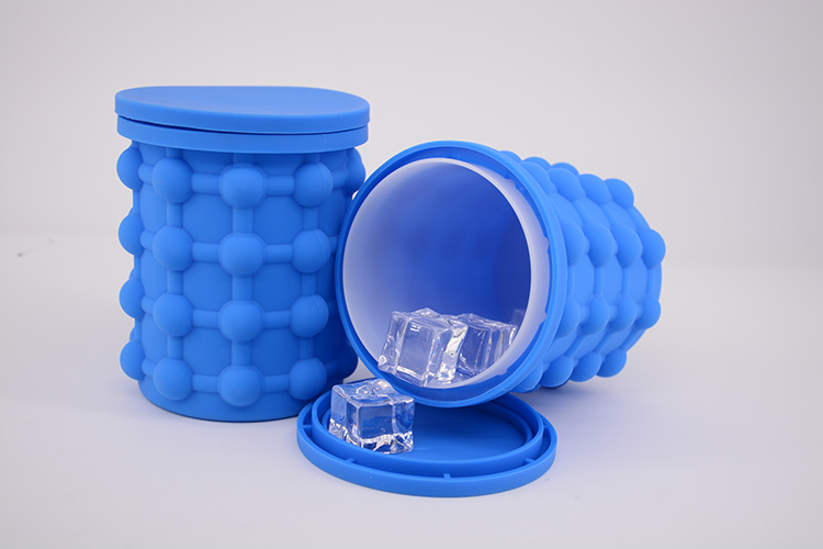 硅膠冰桶,硅膠制冰器,硅膠冰杯 硅膠冰桶,硅膠制冰器,硅膠冰杯